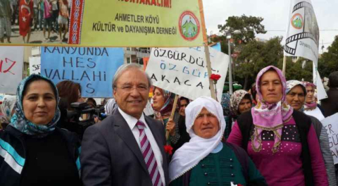 İz Bırakanlar - Mustafa KOÇ