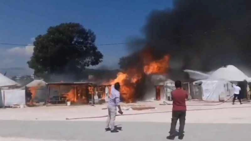 Oba çadırında yangın ve patlama meydana geldi