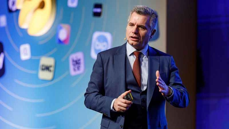 Turkcell Genel Müdürü Murat Erkan görevden ayrıldı