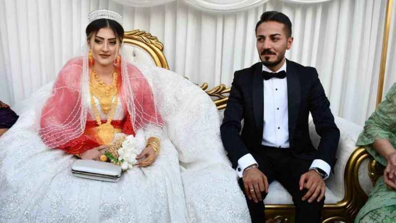 Aşiret düğününde milyonlar hava uçuştu