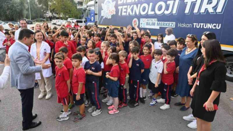Türkiye’nin yeni yüzyılını bilimle inşa edeceksiniz
