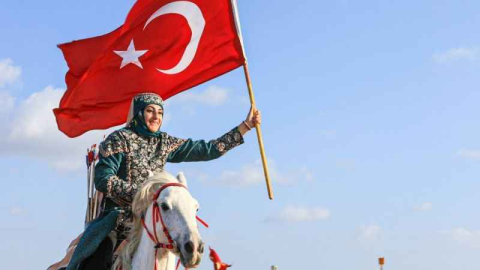 Yörük Türkmen Festivali’ne renkli açılış
