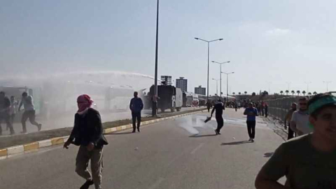 Eylem şiddete dönüşünce polis müdahale etti