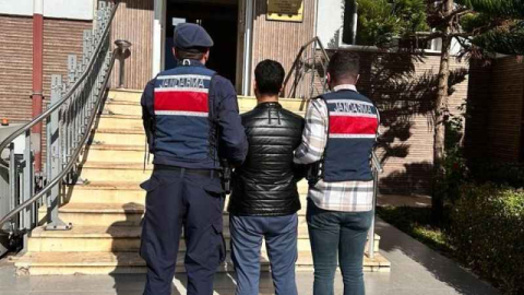 Aranan şahıs Alanya’da yakalandı