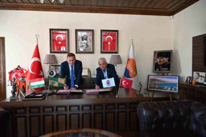 İlk hasat portakal kardeş kente