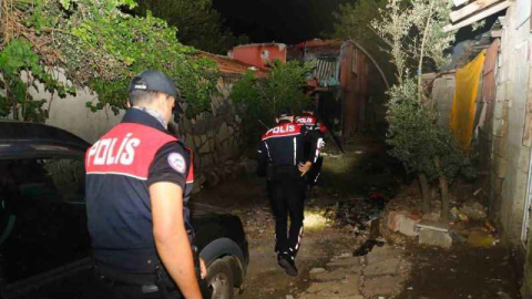 Aranan 54 şahıs Antalya’da yakalandı