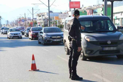 Şok uygulamalarda bin 263 şahıs sorgulandı