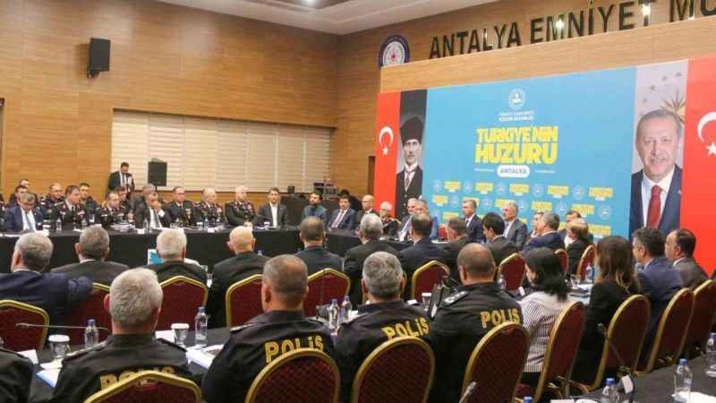 Toplumumuzu zehirleyenlere hayatı zehir edeceğiz