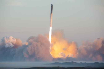Starship roketi kalkıştan sonra patladı