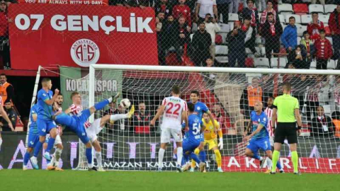 Antalya, Çaykur Rizespor'la yenişemedi