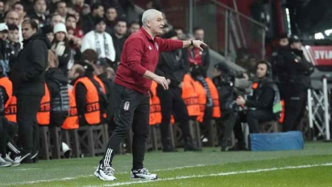 Beşiktaş sahasında kayboldu