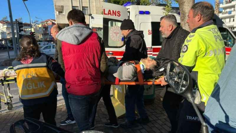 Kural ihlali yapan otomobil motosiklete çarptı