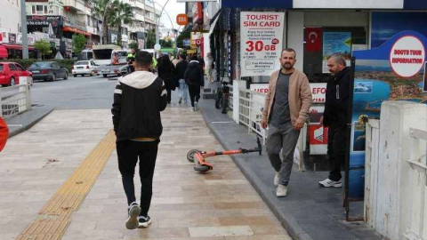 Gelişigüzel scooterler yediemine çekildi