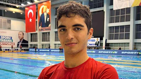 Antalyasporlu yüzücülerden etkili performans 