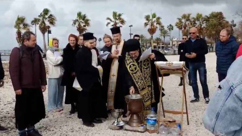Side Apollon Tapınağı'nda vaftiz ayini