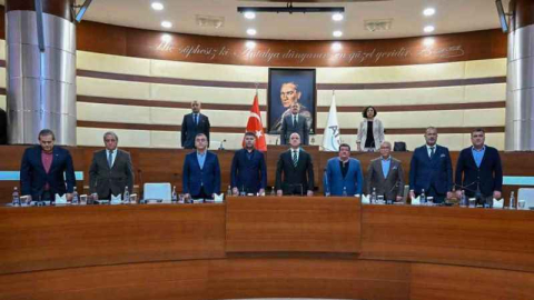 Başkan Bahar'dan, mutlu Antalya dileği