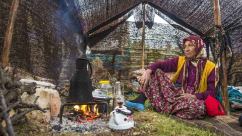 Sahrap Soysal Yörük yemekleriyle çalıştayda