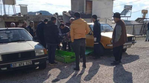Yaşlı adam yatağında ölü bulundu