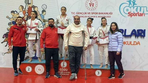 Kepez’in judocularından 2 madalya