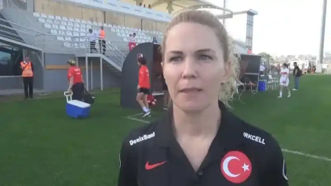 U19 Kadın Milli'lerden beraberlik