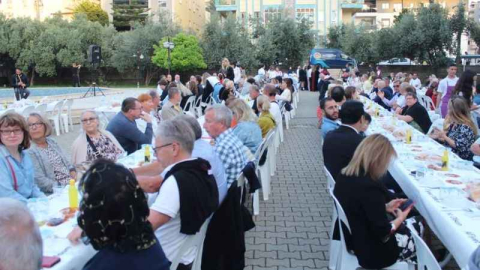 Yerleşik yabancılar geleneksel iftar programında buluştu