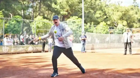 Başkan Kotan turnuvada tenis oynadı