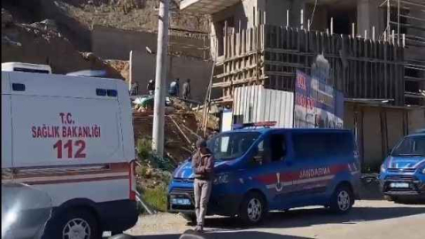 İnşaatın 2'nci katından düşen işçi öldü