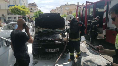 Aşağı Hisar'da seyir halindeki araç yandı