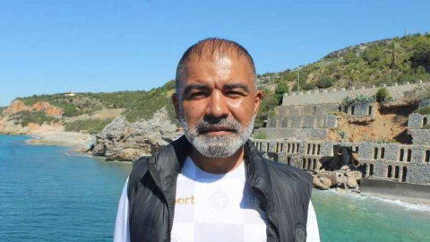 Alanya’da çöken duvar görsel kirlilik yaratıyor