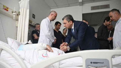 Vali Şahin teleferik kazazedelerini ziyaret etti