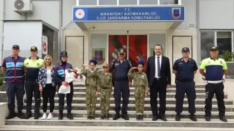 İlçe Jandarma Komutanı makamını öğrencilere devretti