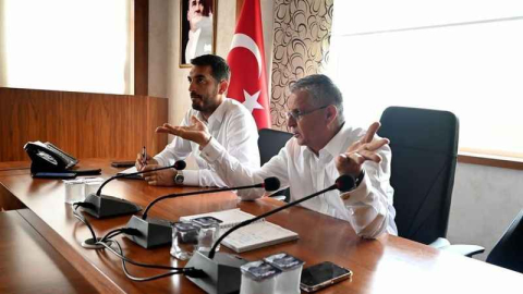 Başkan Topaloğlu turizmcilerle bir araya geldi