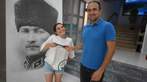 Kaybettiği telefonuna belediye personeli sayesinde kavuştu