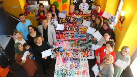 Antalya'nın örgü bebekleri dünya pazarında