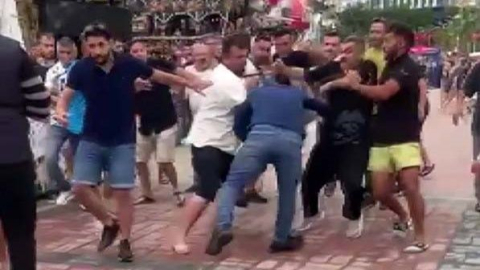 İskele kavgasında tekmeler ve yumruklar konuştu