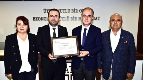 Başkan Güngör: Manavgat Türkiye’nin vergi şampiyonları arasında