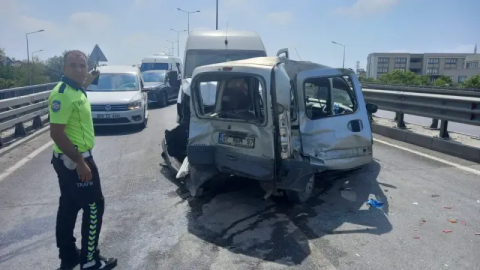 Sorgun otogar köprülü kavşakta araçlar çarpıştı