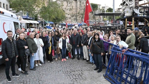 Çevreci kağıtlara yazılan dilekler Akdeniz’le buluştu