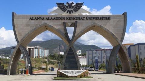 ALKÜ, sağlık turizmi alanında sertifikalı program başlattı