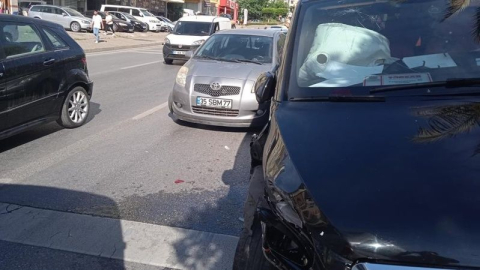Alanya'da 4 araçlı zincirleme trafik kazası