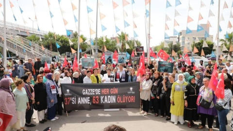 Gazzeli annelere destek için toplandılar