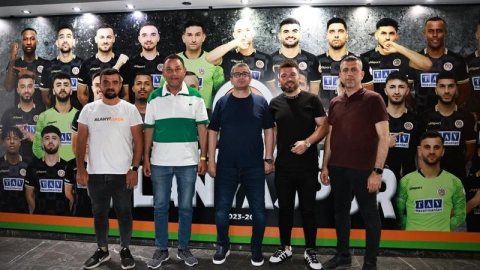 Alanyaspor yönetiminden, Beşiktaş maçı için taraftara çağrı