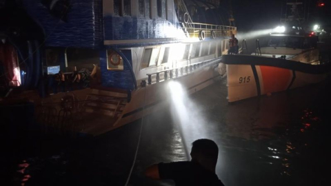 Tur teknesinde korkutan yangın