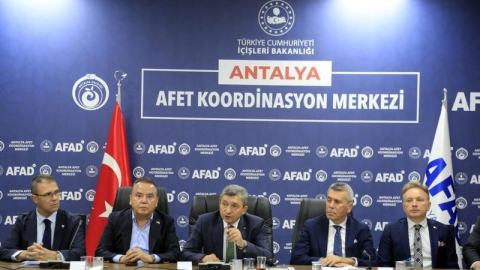  Antalya Valisi Şahin: Kaleiçi hak ettiği değeri alacak