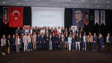 Cem Seymen ile 'Akıl Çağında Türkiye'nin Yeni Hikayesi'