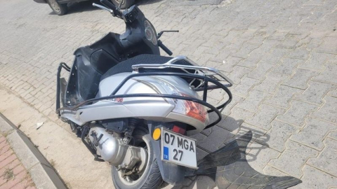 Gözüne arı çarpan motosiklet sürücüsü hastanelik oldu
