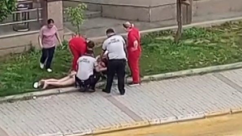 Hastane balkonundan düşen bir kişi yaralandı