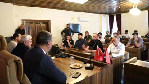 Başkan Geyikçi, gençlere projelerini anlattı