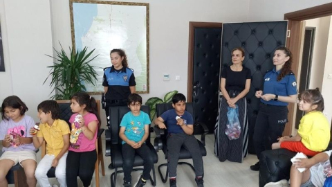 Emniyet Müdürü Kayhan, minikleri ağırladı