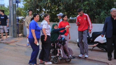 Vurulan saldırgana ilk müdahale yine polis tarafından yapıldı
